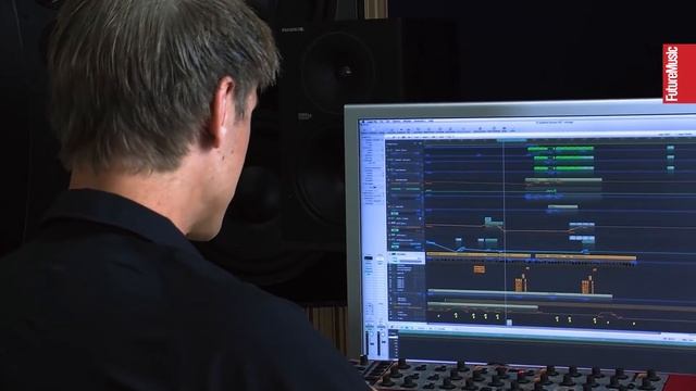Armin van Buuren In The Studio With Future Music смотреть онлайн