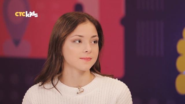 Макияж для фигуристки: собираем Софью Самоделкину на соревнования | Шоу Насти и Вовы смотреть онлайн