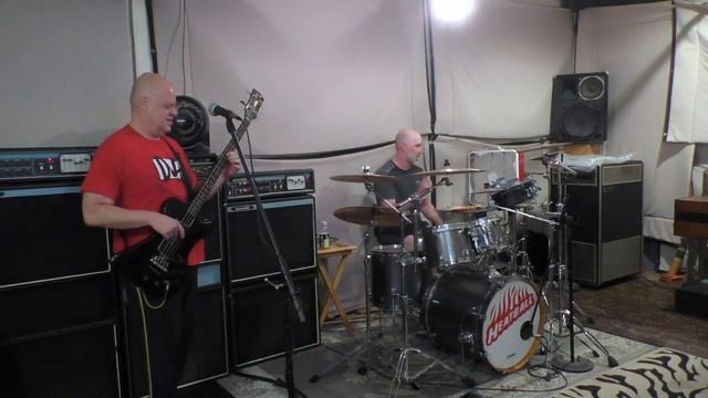 HEATBALL - Bass & Drums Session - Just a Man смотреть онлайн