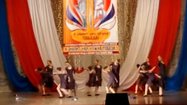 75- летию Победы посвящается. Образцовый ансамбль танца "Марусечка". смотреть онлайн