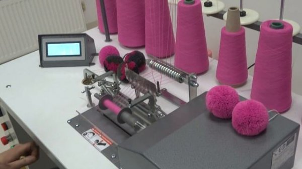 Pom pom making machine, New model 2016 year-pompontex