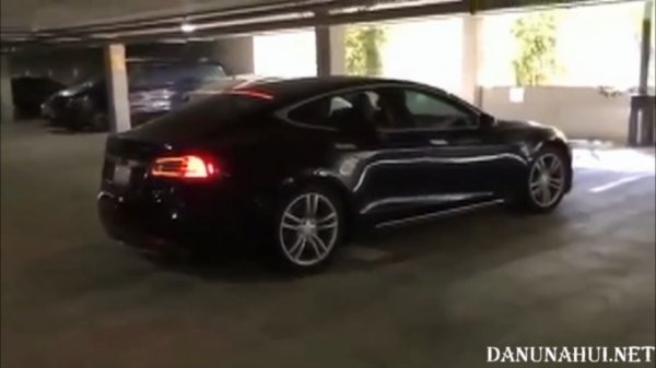 Mind Controlled Tesla at CalHacks - Teslapathic