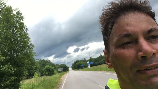 На простом велосипеде из Петербурга в Крым. Въезжаю в Новгородскую область смотреть онлайн