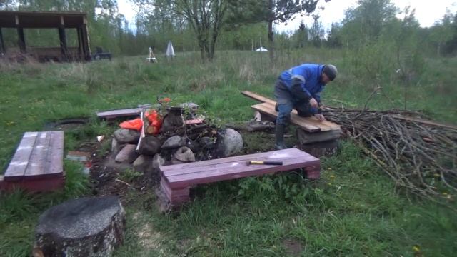 Как Сделать Чудо Скамейку - Копченая Курочка - Посиделки у Костра-Жизнь в Деревне смотреть онлайн