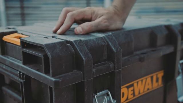 DEWALT® Middle East | Extreme SDS-plus - 2 Cutter Drill Bits смотреть онлайн