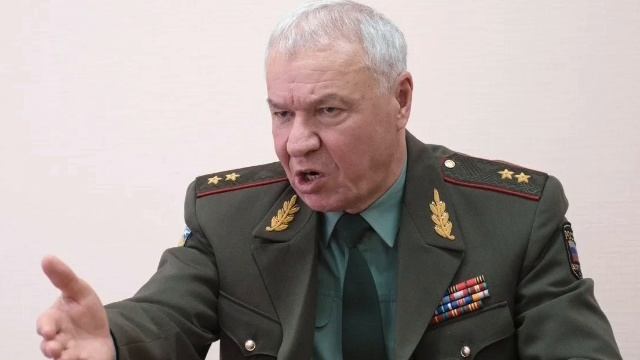 Добровольцы, которые не подпишут контракт с Минобороны, не смогут принимать участие в боевых действи смотреть онлайн