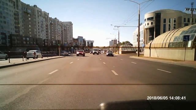 AXPER Throne GPS - день, задняя камера смотреть онлайн