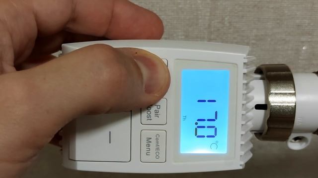 Умная zigbee термоголовка Moes TV 01 для радиаторов отопления смотреть онлайн
