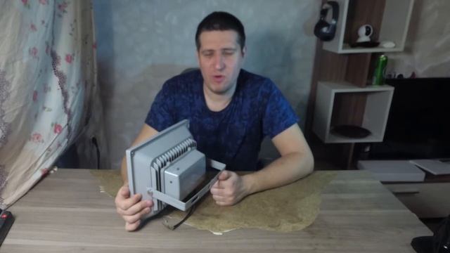 Умный прожектор на 50 ватт с датчиком освещенности . смотреть онлайн