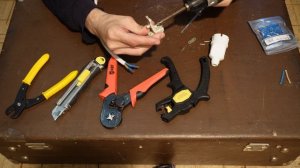 Как поменять вилку на шнуре своими руками. #СБОРКА_ЭЛЕКТРОЩИТА