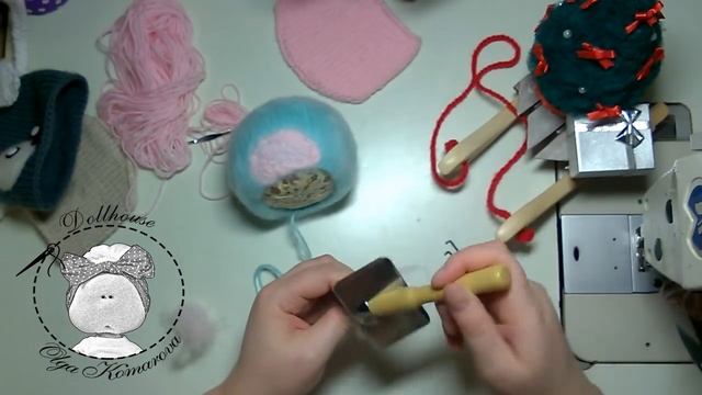 мк шапочка для куклы спицами смотреть онлайн