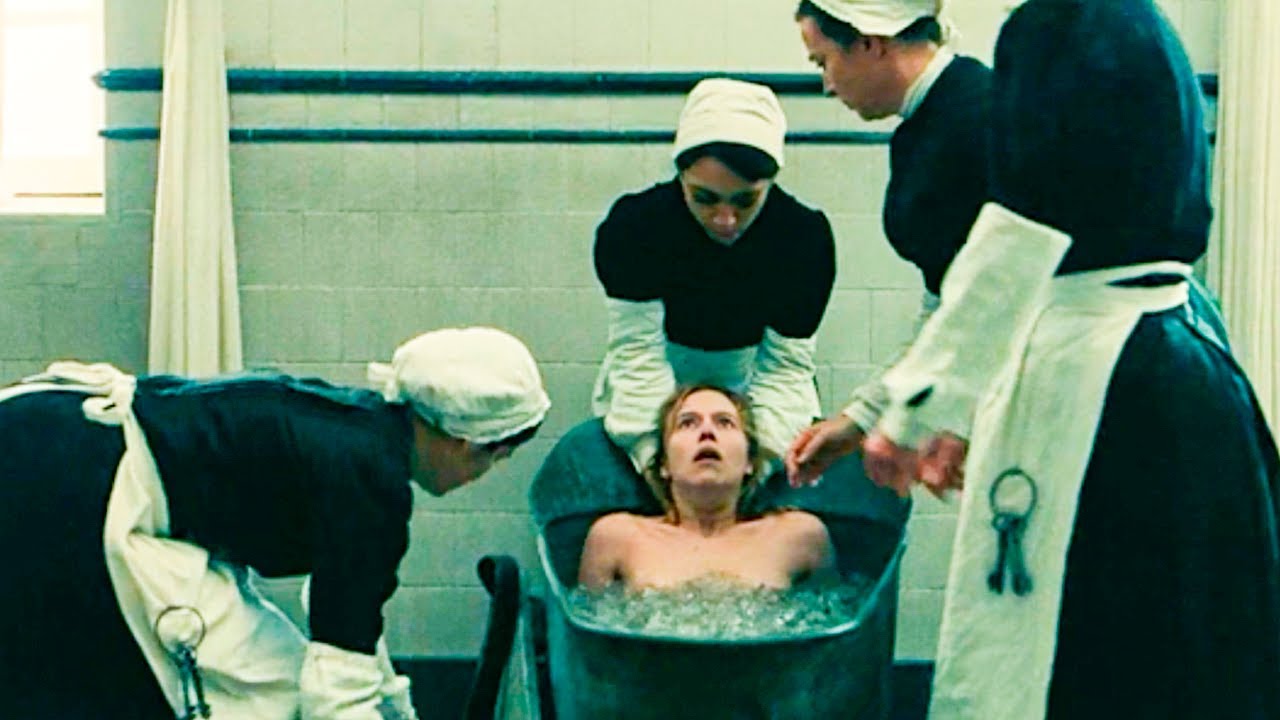 Девушка умеет разговаривать с мёртвыми, поэтому родители поместили её..