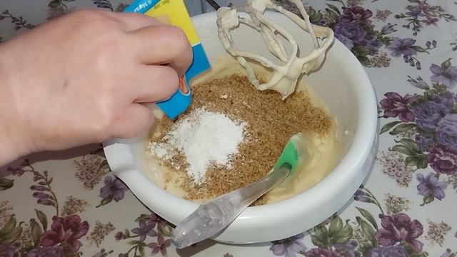 Этот пирог вкуснее любого торта!Сочетание творога,орехов,ягод и специй-это оооочень вкусно?? смотреть онлайн