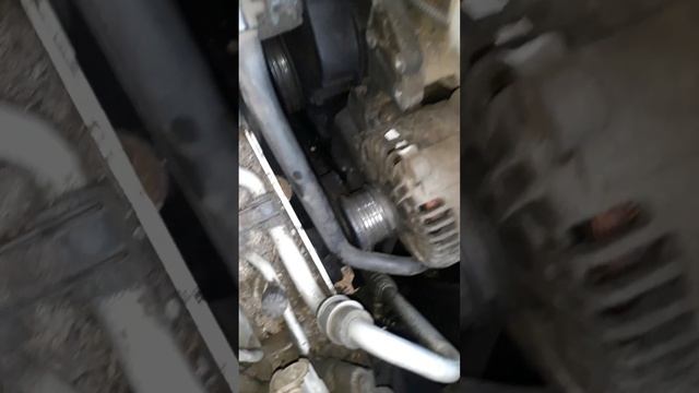 Снятие повреждённого генератора пассат б6/Passat B6 BVY 2.0 fsi, слабонервным не смотреть) смотреть онлайн