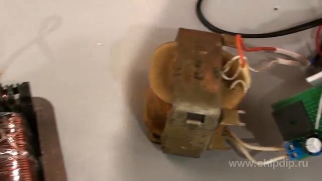 Voltage Stabilizer Based on a Powerful FET, Do ... смотреть онлайн