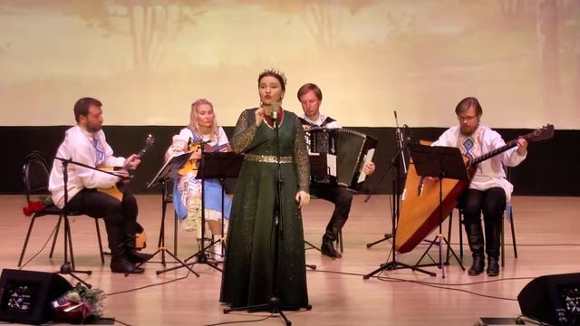 Мария Кравченко и русский квартет «Камчатка» - Из-под камушка смотреть онлайн