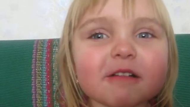 доча рассказывает стишок (3 года) смотреть онлайн