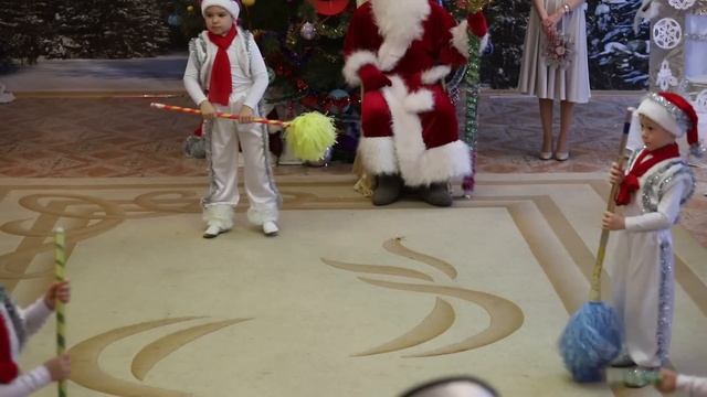 утренник 29 декабря садик Саманта группы Дзвоники и Барвинок смотреть онлайн