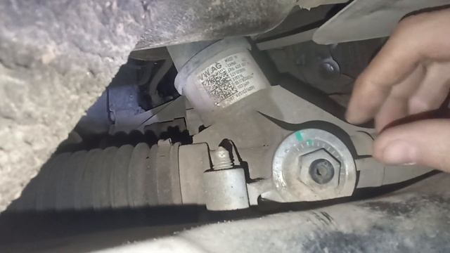 Регулировка рулевой рейки на Фольксваген Поло седан смотреть онлайн