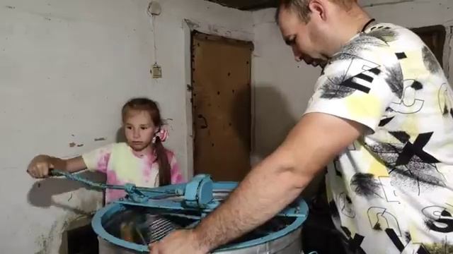 Переезд из Казахстана в Россию/Купили дом/Взяли кредит,не о чём не жалеем/Крёстные в гостях смотреть онлайн