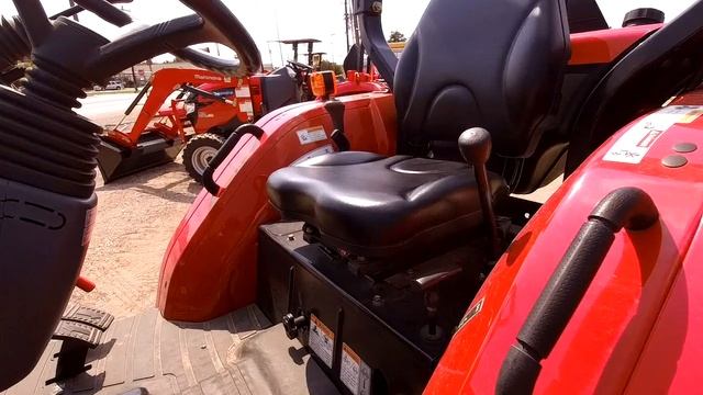 Demo Mahindra 2538 HST 4WD With Grapple & Mahindra 2638 смотреть онлайн