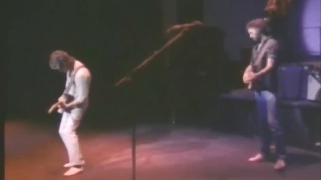 Jeff Beck and Eric Clapton Secret - Cause We've Ended As Lovers - (Policeman's Other Ball) смотреть онлайн