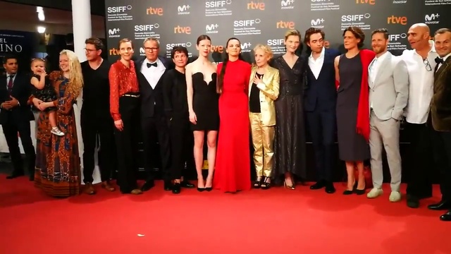 Премьера High Life на "SSIF" Фотоколл 2 смотреть онлайн