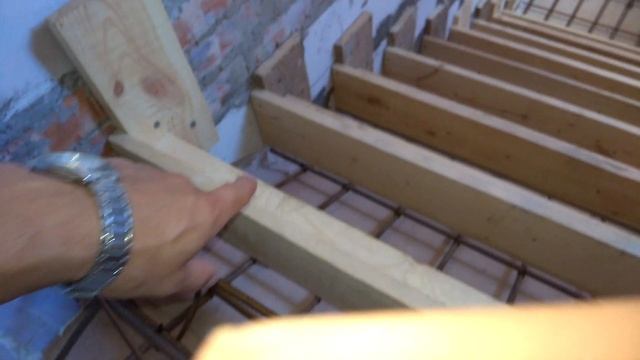 Опалубка и армирование бетонной лестницы в 2 этажа смотреть онлайн