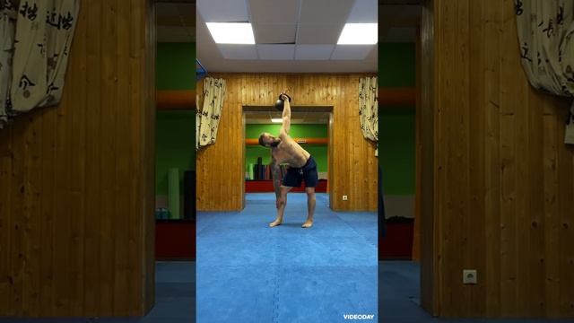 Тренировка с гирей 16 кг на все тело смотреть онлайн