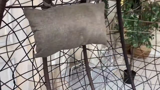 Подвесное кресло для двоих смотреть онлайн