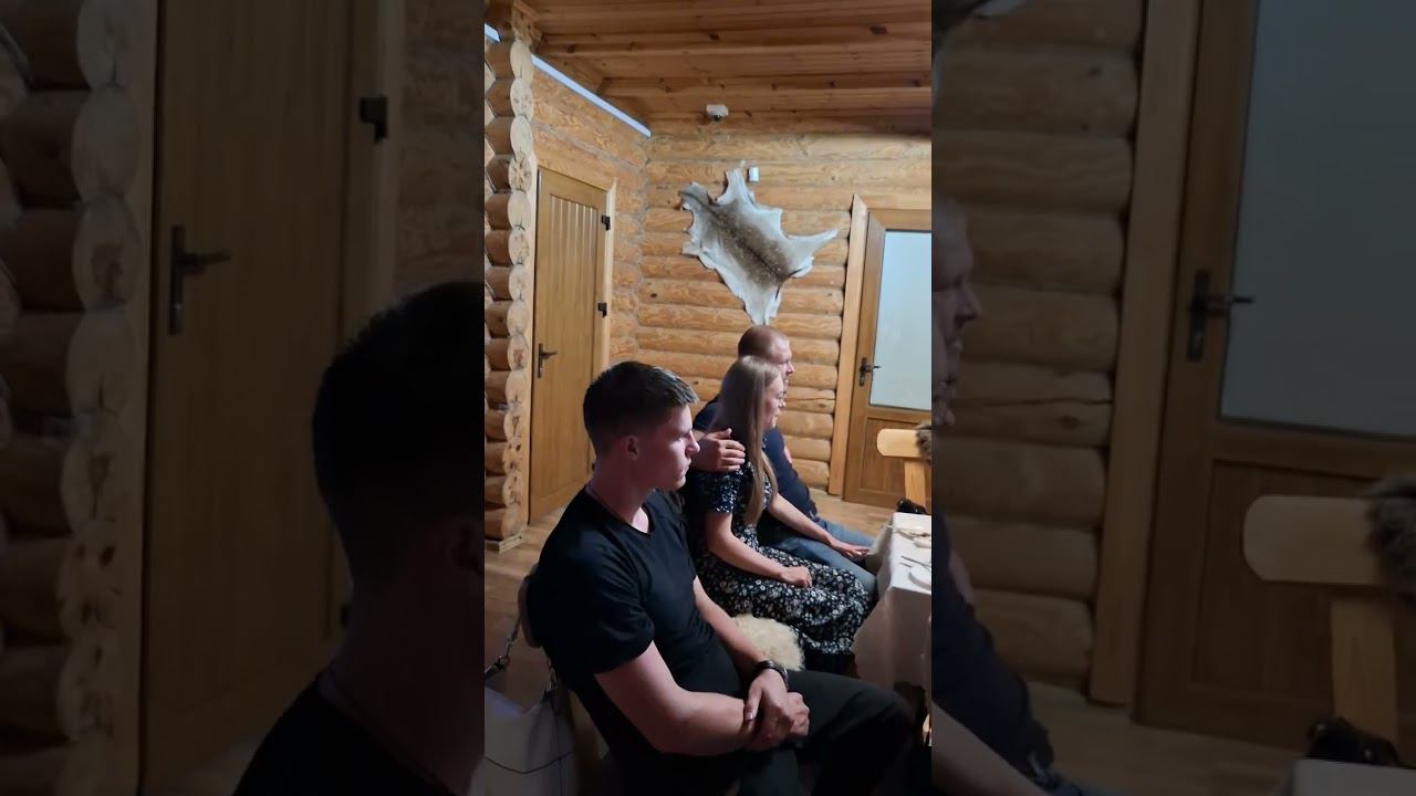 СТАРЫЕ ПЕСНИ О ГЛАВНОМ/ КОМАНДИР В ГОСТЯХ У БЛАГОЧЕСТИВОЙ ЧЕТЫ ОЛЕГА И ЛИЛИИ ИЗ ЯНТАРНОГО!/ РЕПОСТ! смотреть онлайн