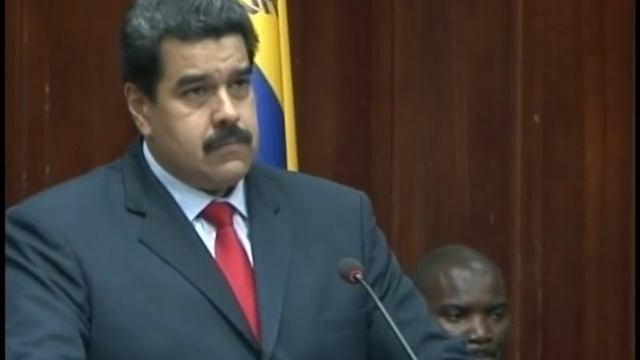 PRESIDENT MADURO ADDRESSES PARLIAMENT смотреть онлайн