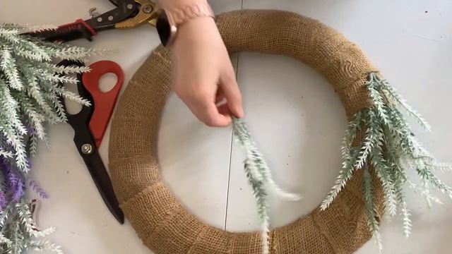 How to make a DIY lavender wreath!! смотреть онлайн