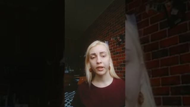 Юлия Кондратьева читает стихотворение Славы Яковлева "Партизаны" смотреть онлайн