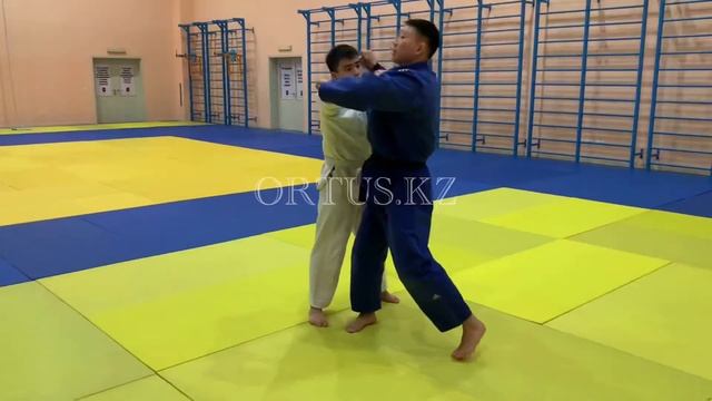 ?Harai Goshi - подхват бедром под две ноги! смотреть онлайн