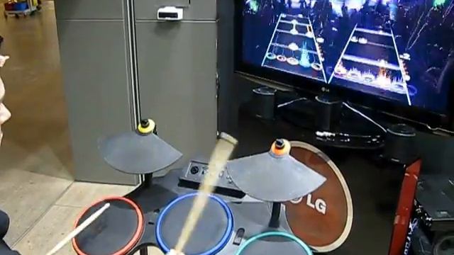 System of a Down - B.Y.O.B. // Guitar and drums [Guitar Hero: World Tour - PS3] смотреть онлайн