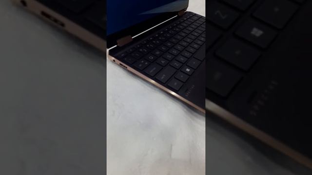 HP Spectre X360 first look | HP Spectre x360 - 13t-aw000 | My Favorite 2-in-1 Ultrabook смотреть онлайн