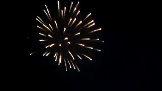 г Кольчугино ( Салют в день города) смотреть онлайн