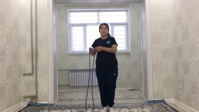 Упражнения со скакалкой по-художественной гимнастике при домашниз условиях смотреть онлайн
