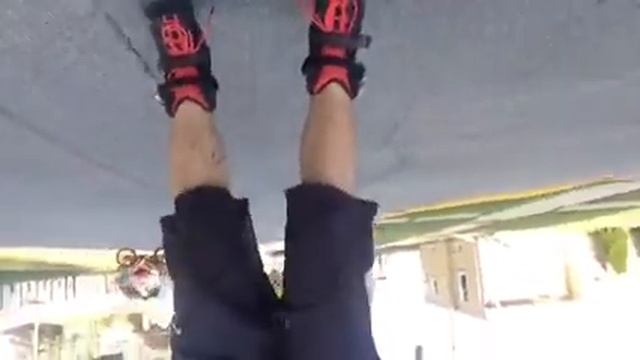 Rollerblading in Melrose Park Illinois смотреть онлайн
