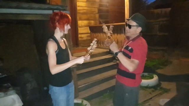 Обед в бочке шашлыками с Галиной смотреть онлайн