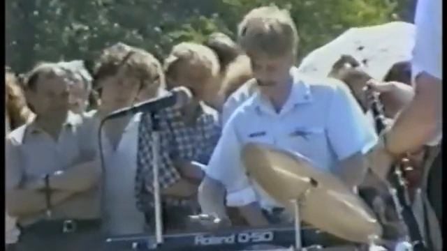 Lady Be Good - Clarinet Solo with Coast Guard Swing Band, Leningrad 1989 смотреть онлайн