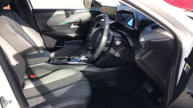 2020 (20) Peugeot 208 50kWh Allure Auto 5dr - MT20 PHK смотреть онлайн