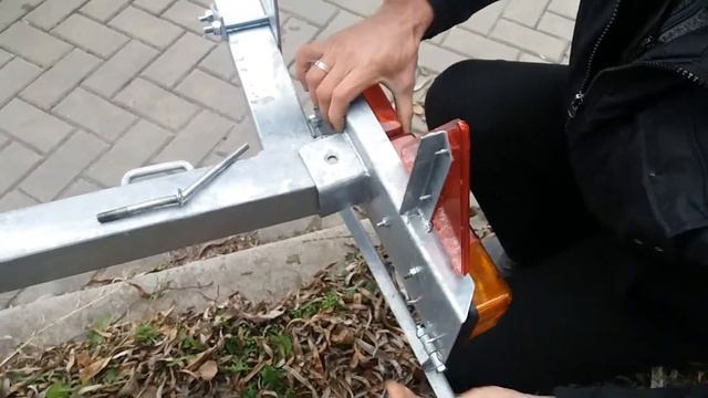 Съемный светотехнический кронштейн на прицепе VERDA Гидрик 101.111 смотреть онлайн