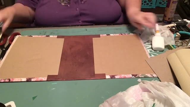 25 Christmas Gifts Under $10: Woman’s Gift- Book Box Tutorial смотреть онлайн