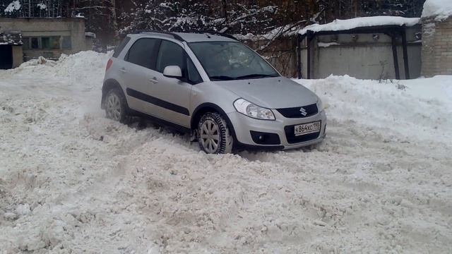 Suzuki sx4 смотреть онлайн