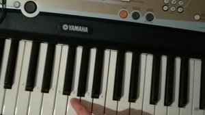 Синтезатор 🎹🎶🎵🎼Yamaha Psr-r200 обзор.