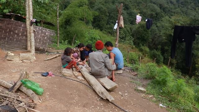 Village Chicken curry & Rice cooking Eating in the village || Nepali Village Kitchen || смотреть онлайн