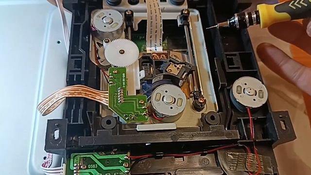 PickUp Sony KHS-313A расположение подстроечников токов лазеров. смотреть онлайн