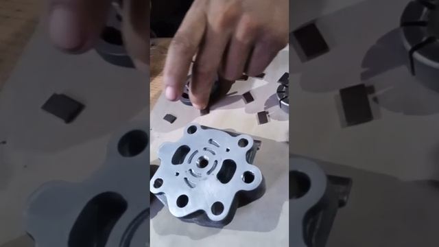 Como reparar una bomba hidráulica fácil y rápido. смотреть онлайн